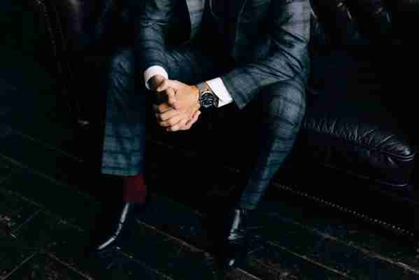 Relojes personalizados para hombre: la moda que te permitirá combinar tu reloj con cualquier estilo
